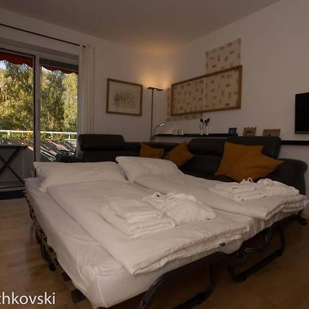 Bahnhofsnahe, Ruhige Und Sonnige 2 Zimmerwohnung Im Dichterviertel Wiesbaden Dış mekan fotoğraf