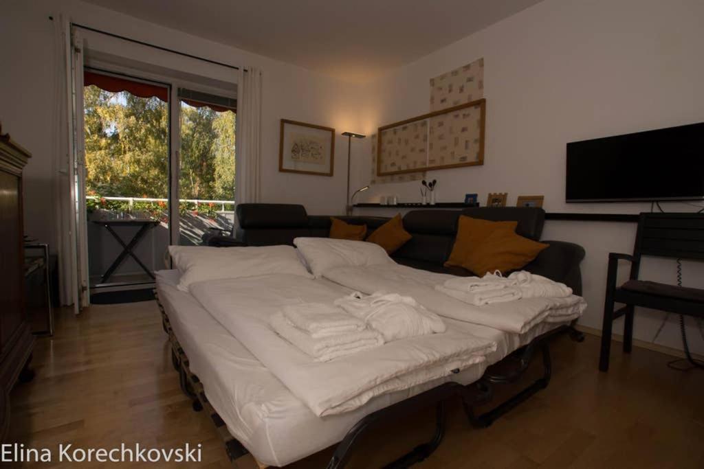 Bahnhofsnahe, Ruhige Und Sonnige 2 Zimmerwohnung Im Dichterviertel Wiesbaden Dış mekan fotoğraf