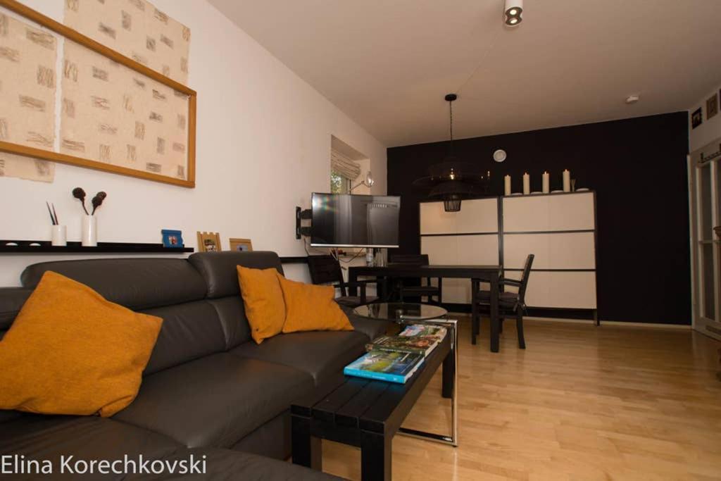 Bahnhofsnahe, Ruhige Und Sonnige 2 Zimmerwohnung Im Dichterviertel Wiesbaden Dış mekan fotoğraf